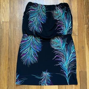 Strapless Feather Patterned Dress